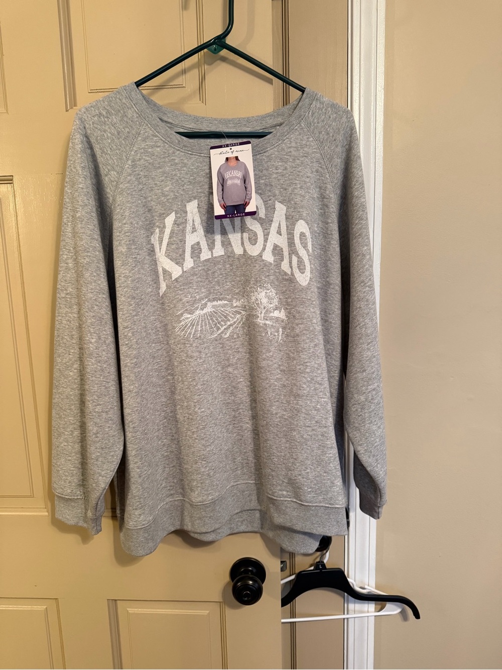 State of Mind Light Gray Kansas Pullover Crewneck Sweatshirt